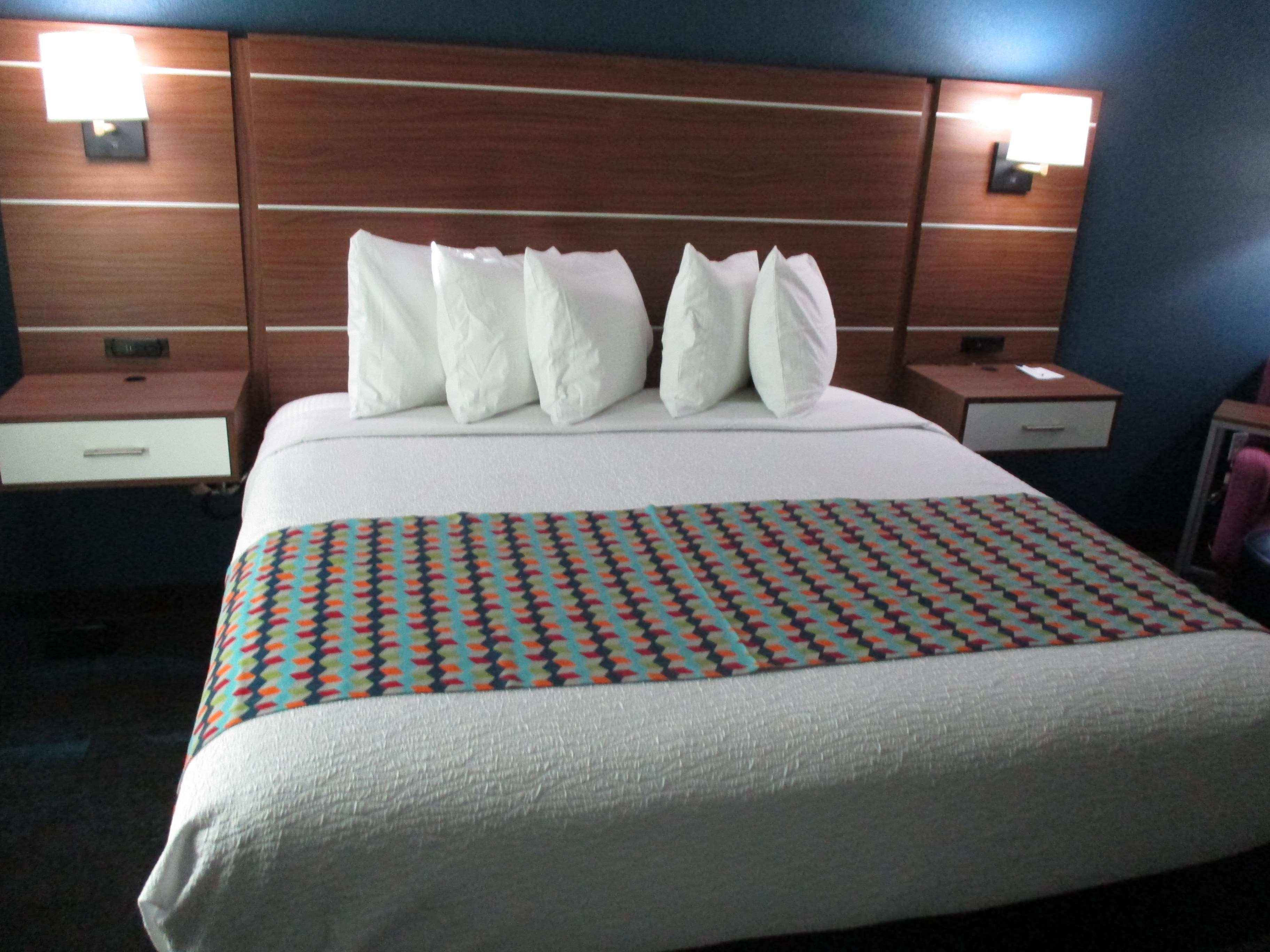 Best Western Plus Coweta'S 1St Hotel Eksteriør billede
